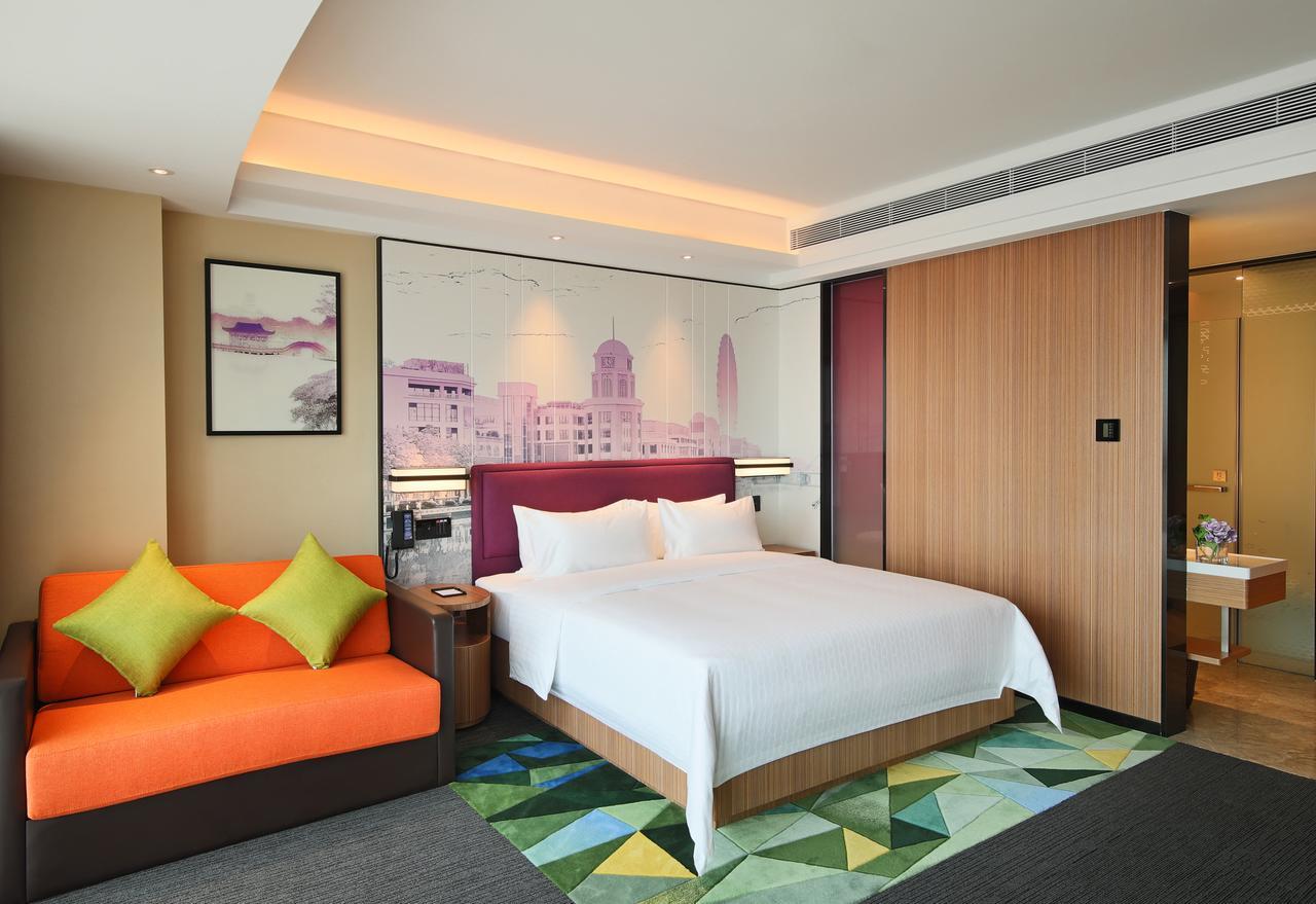 Hampton By Hilton Zhongshan Nanlang Exterior foto